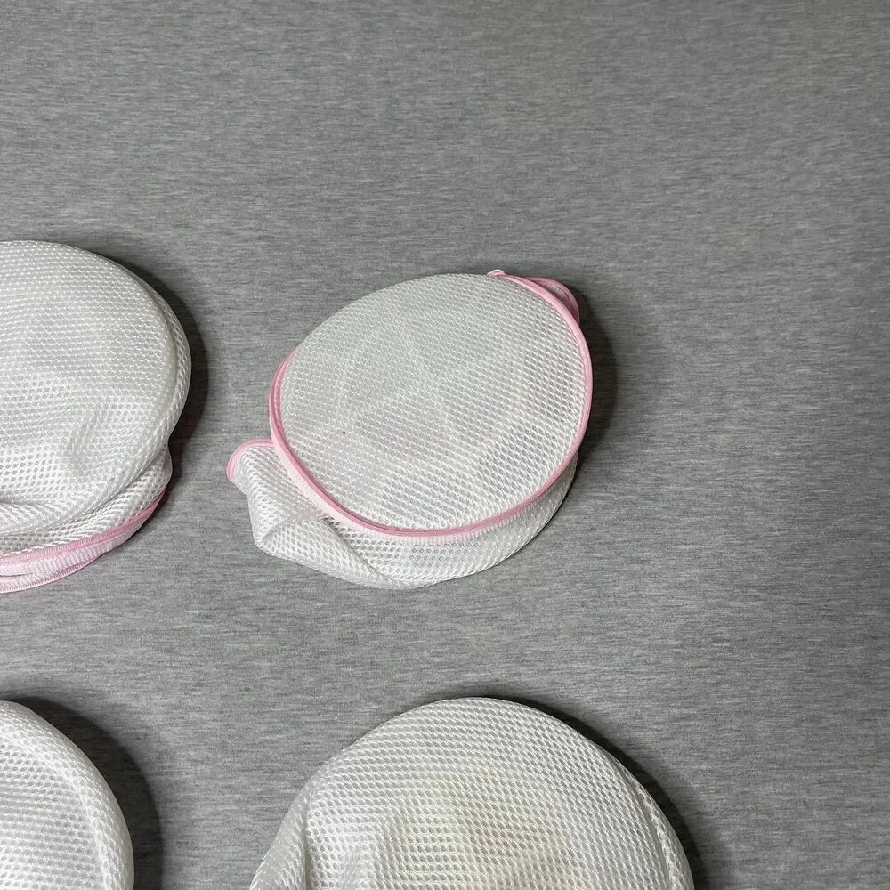Target Circular Mesh Laundry Delicates & Bra Wash Zip-Up Bags 4 PCS. Set
